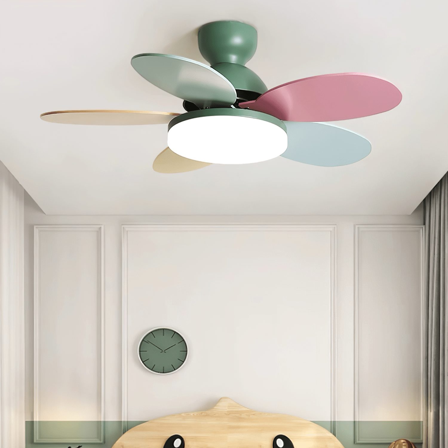 Petal Blade Ceiling Fan with Remote Control and Integrated LED Light