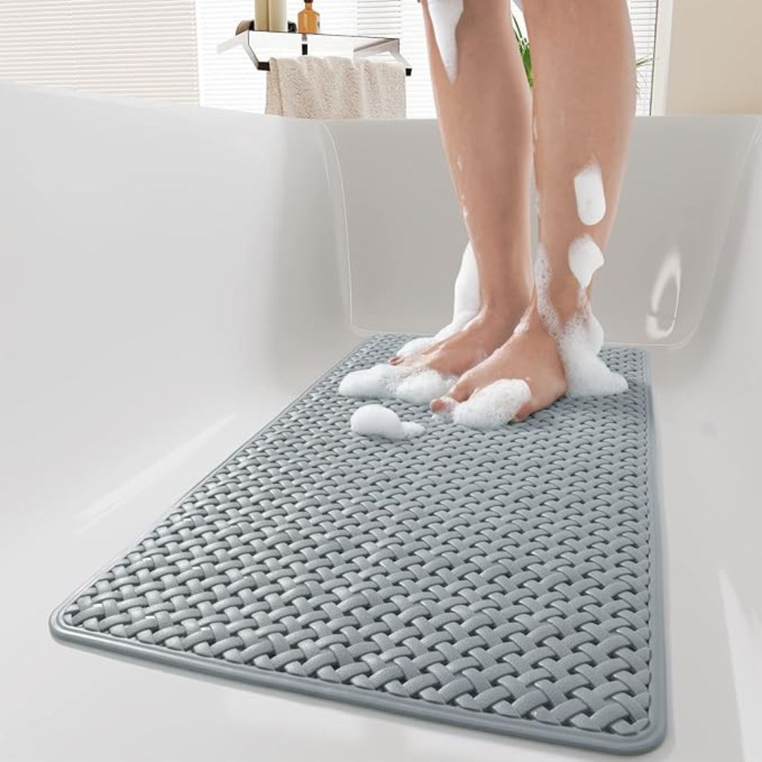 Non-Slip Bathtub Mat with Suction Cups Quick Drying Rubber Bath Mat with Drainage Holes for Tub and Shower