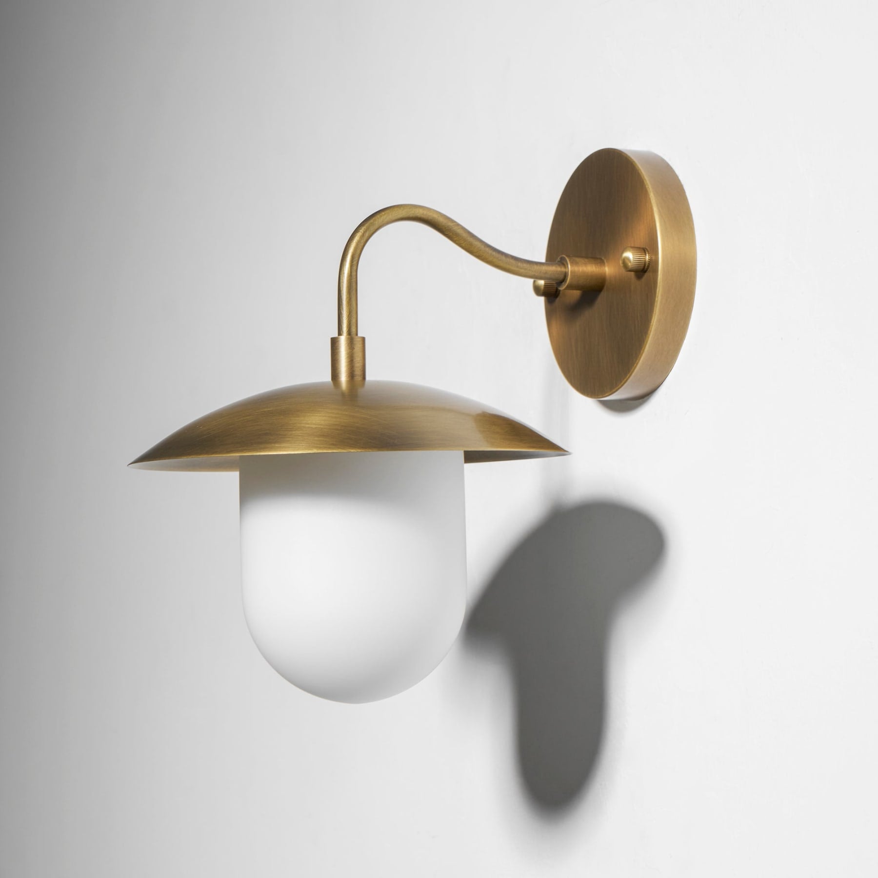 Modern Brass Wall Light for Living Room and Bedroom — Harbor Light Co.