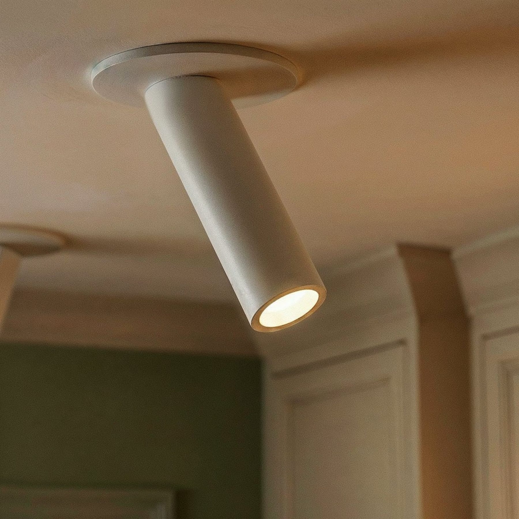 Modern Aluminum Track Head Ceiling Light for Living Room — Harbor Light Co.