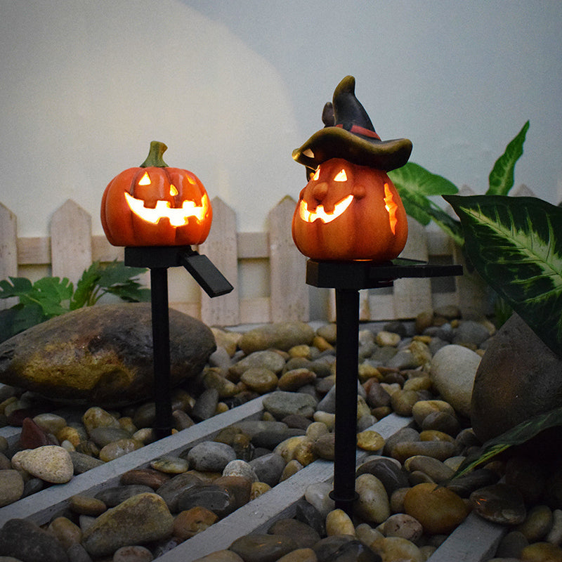 Solar Pumpkin Stake Light Halloween Jack-O-Lantern LED Garden Light Resin Outdoor Pathway Decoration for Yard and Patio