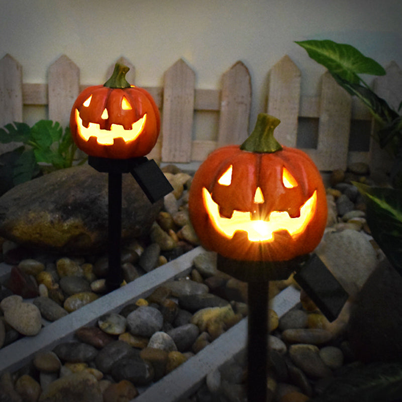 Solar Pumpkin Stake Light Halloween Jack-O-Lantern LED Garden Light Resin Outdoor Pathway Decoration for Yard and Patio