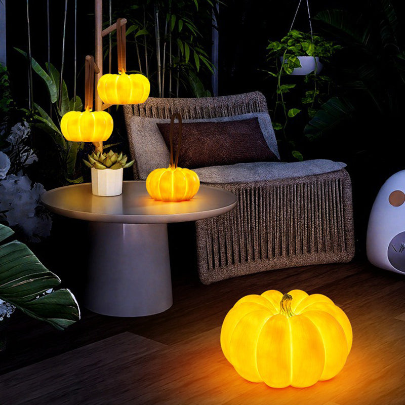 Resin Pumpkin Floor Lamp Waterproof LED Outdoor Pumpkin Light Halloween Garden Patio Decorative Lamp for Indoor and Outdoor Use