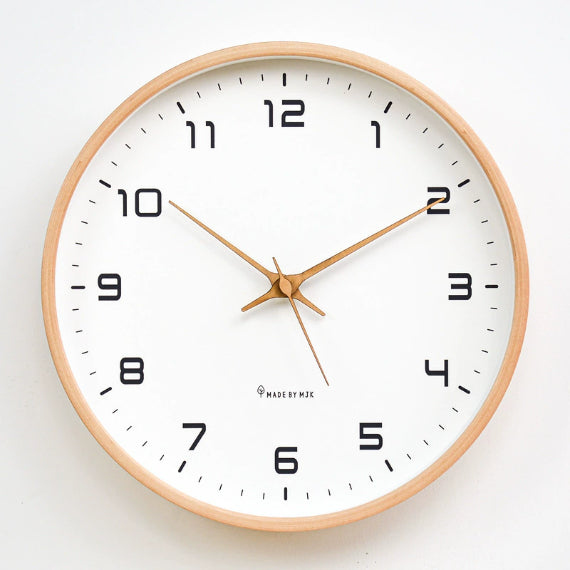 Wooden Wall Clock Silent Quartz Movement Minimalist Round Wood Frame Clock with Clear Numerals for Living Room