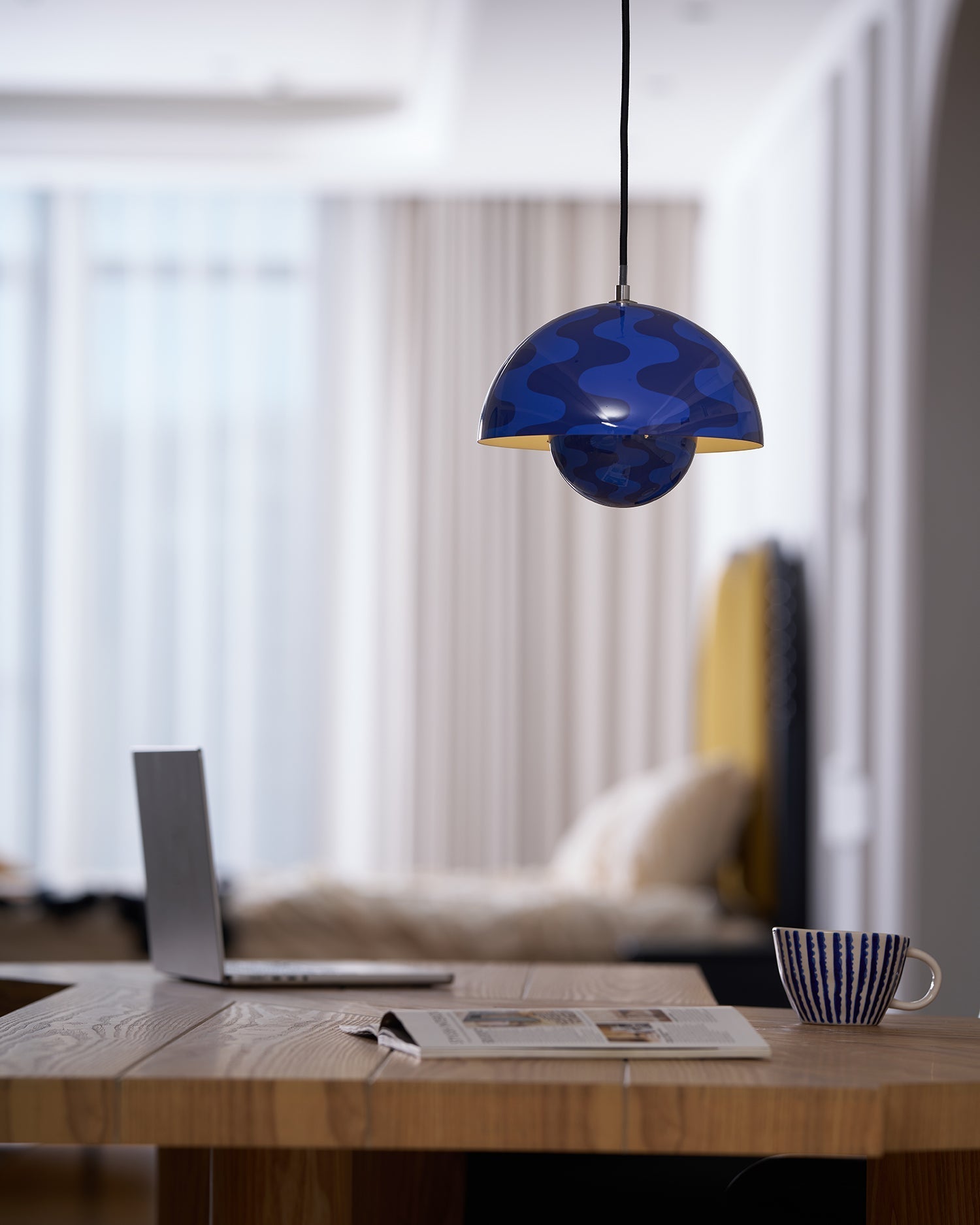 Aluminum Dome Pendant Light with E27 Socket | Dimmable Hanging Lamp