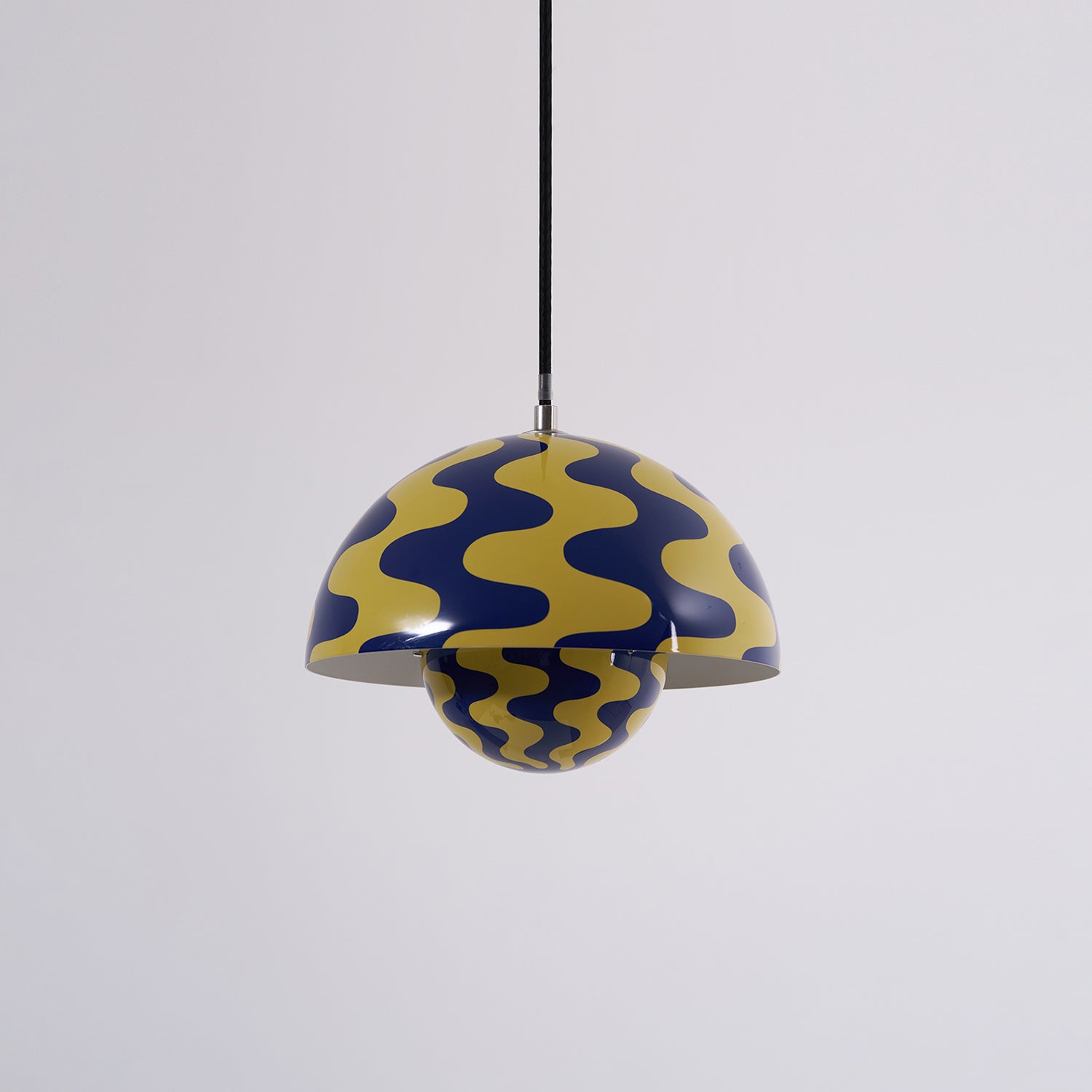 Aluminum Dome Pendant Light with E27 Socket | Dimmable Hanging Lamp