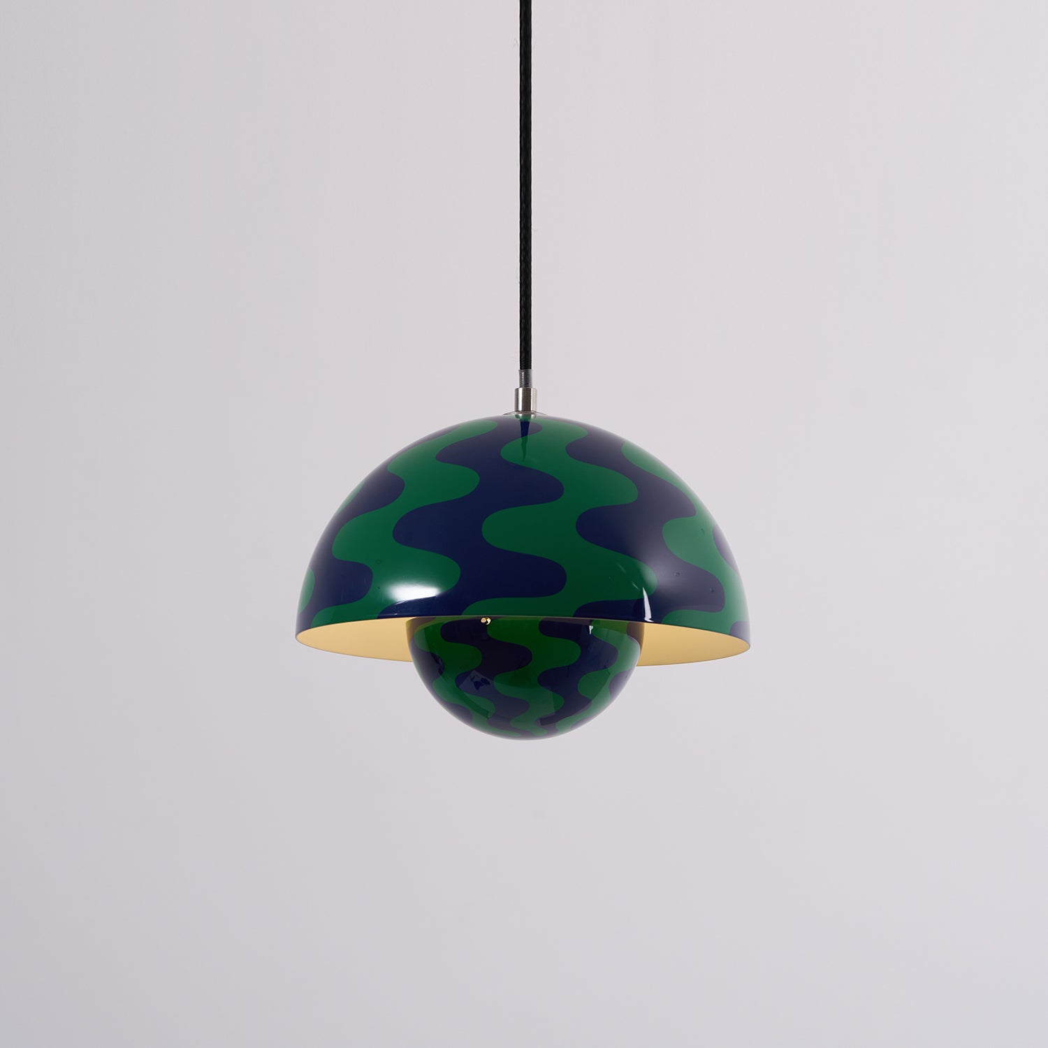 Aluminum Dome Pendant Light with E27 Socket | Dimmable Hanging Lamp