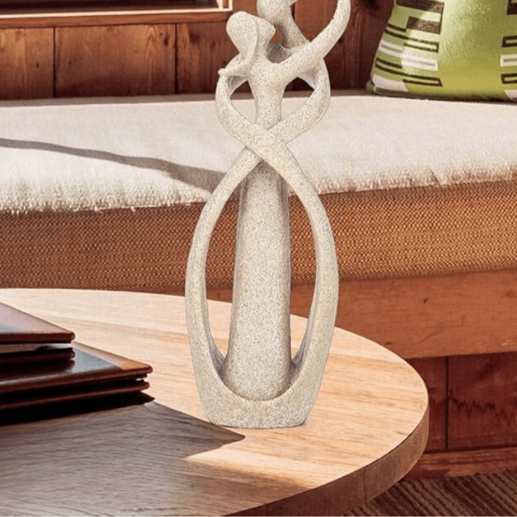Abstract Couple Sculpture Resin Embracing Lovers Statue Modern Decorative Figurine for Living Room Bedroom Shelf and Office