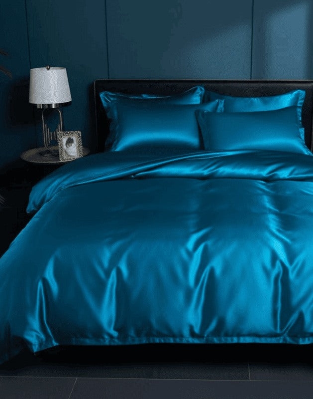 Satin Duvet Cover Set Silky Polyester Bedding Set with Flat Sheet and Pillowcases Wrinkle-Resistant Smooth Bed Linen for All Seasons