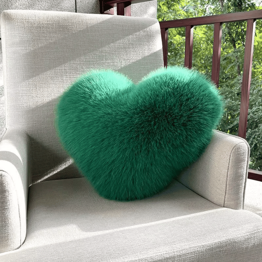 Heart Shaped Faux Fur Throw Pillow Fluffy Plush Decorative Cushion Soft Heart Pillow for Sofa Bed and Living Room