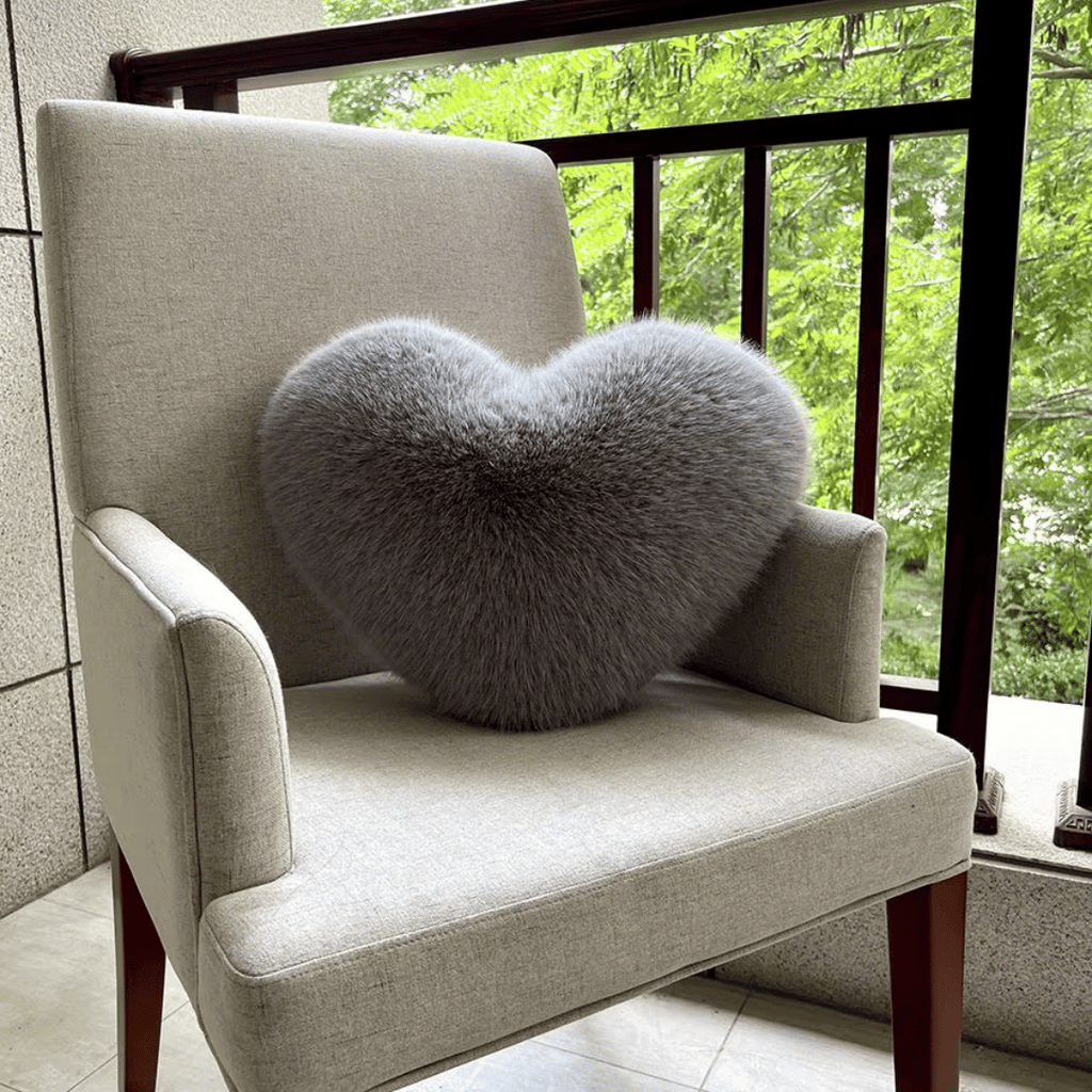 Heart Shaped Faux Fur Throw Pillow Fluffy Plush Decorative Cushion Soft Heart Pillow for Sofa Bed and Living Room