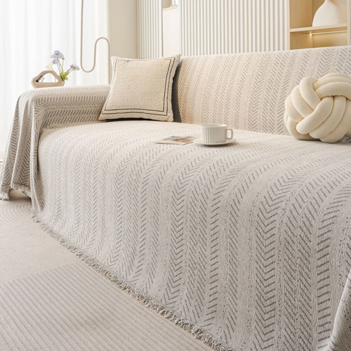 Chenille Sofa Cover Scratch-Resistant Washable Couch Throw with Fringe Pet-Friendly Furniture Protector