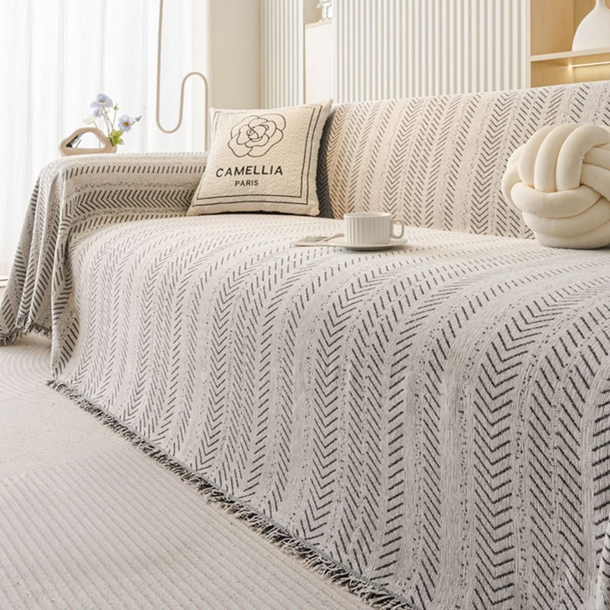 Chenille Sofa Cover Scratch-Resistant Washable Couch Throw with Fringe Pet-Friendly Furniture Protector