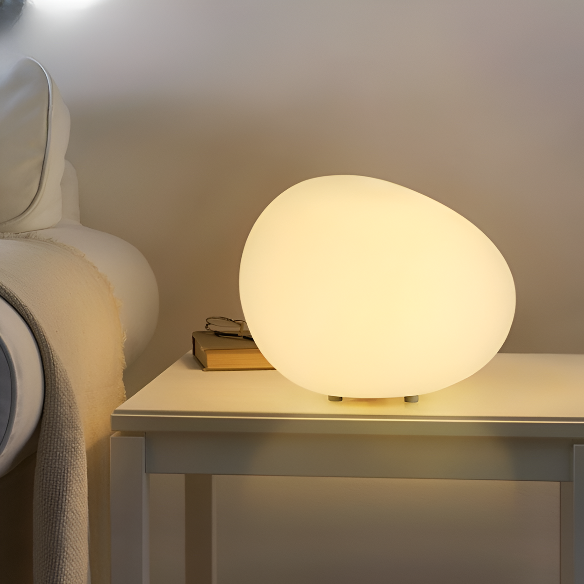 Modern Solar Table Lamp With Color-Changing Glow — Harbor Light Co.