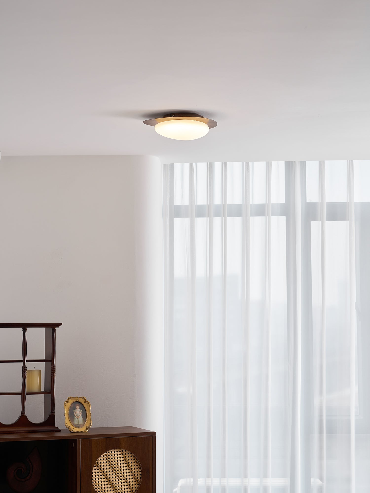 Modern Round Flush Mount Ceiling Light with Metal Rim