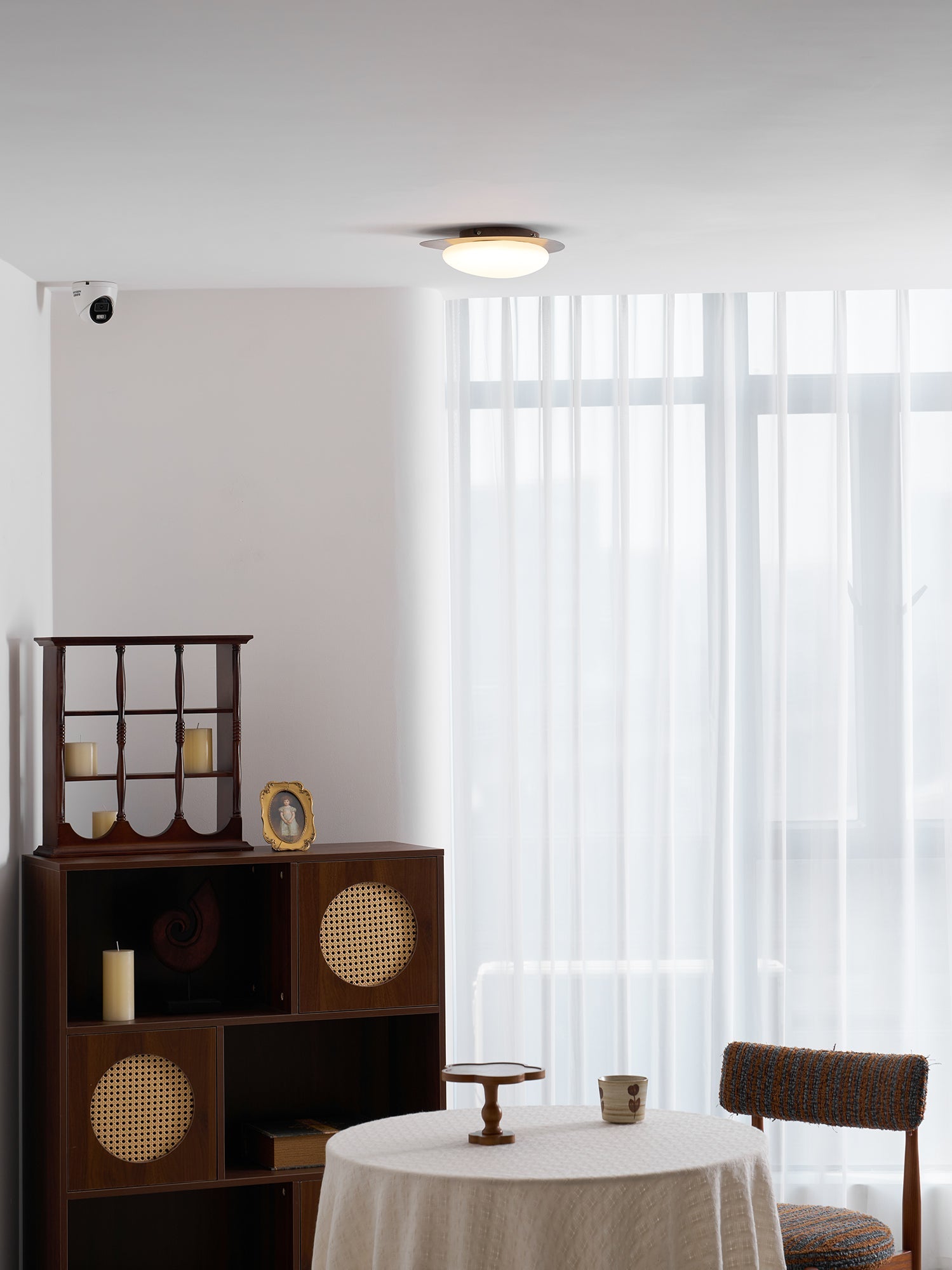 Modern Round Flush Mount Ceiling Light with Metal Rim