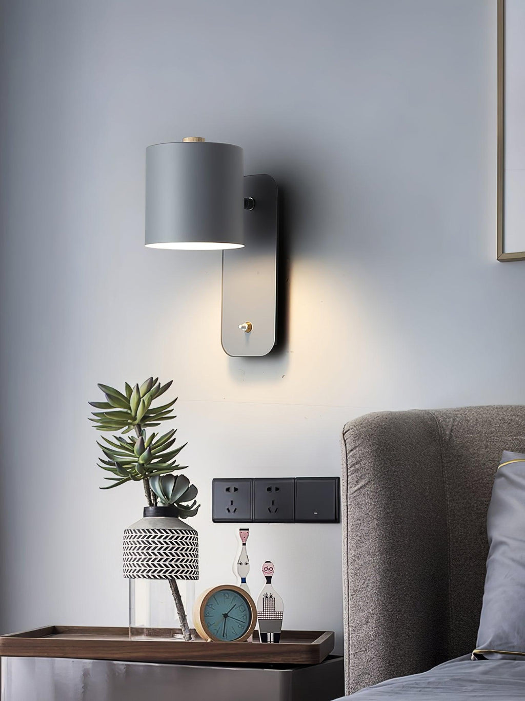 Rotatable Cylinder Wall Sconce with Adjustable Spotlight Head