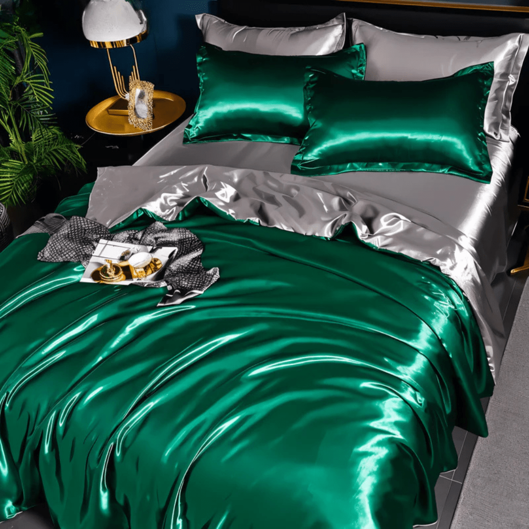 Satin Duvet Cover Set Silky Polyester Bedding Set with Flat Sheet and Pillowcases Wrinkle-Resistant Smooth Bed Linen for All Seasons