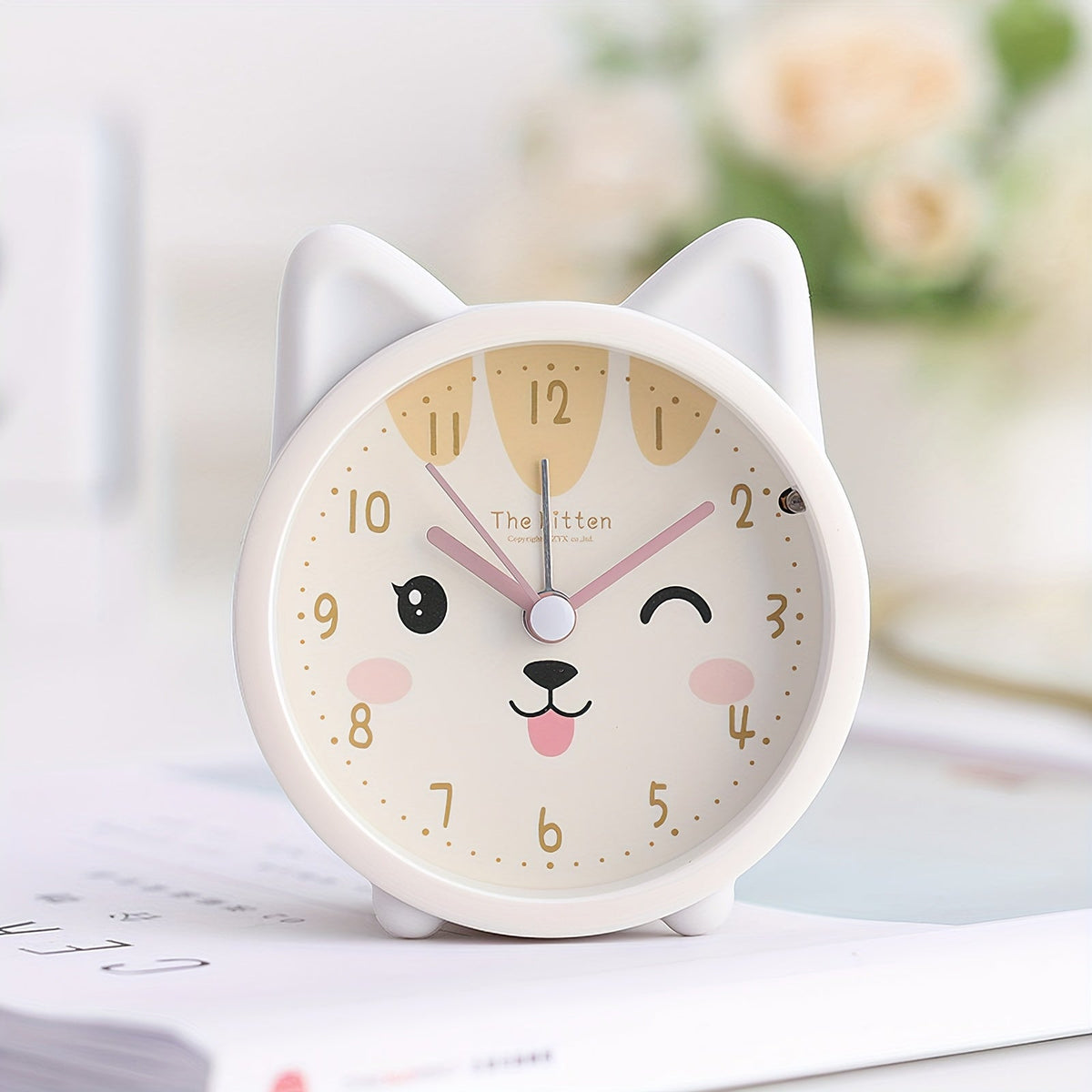 Kids Silent Alarm Clock with Night Light Cute Animal Design Non-Ticking Battery Powered Bedside Clock for Children