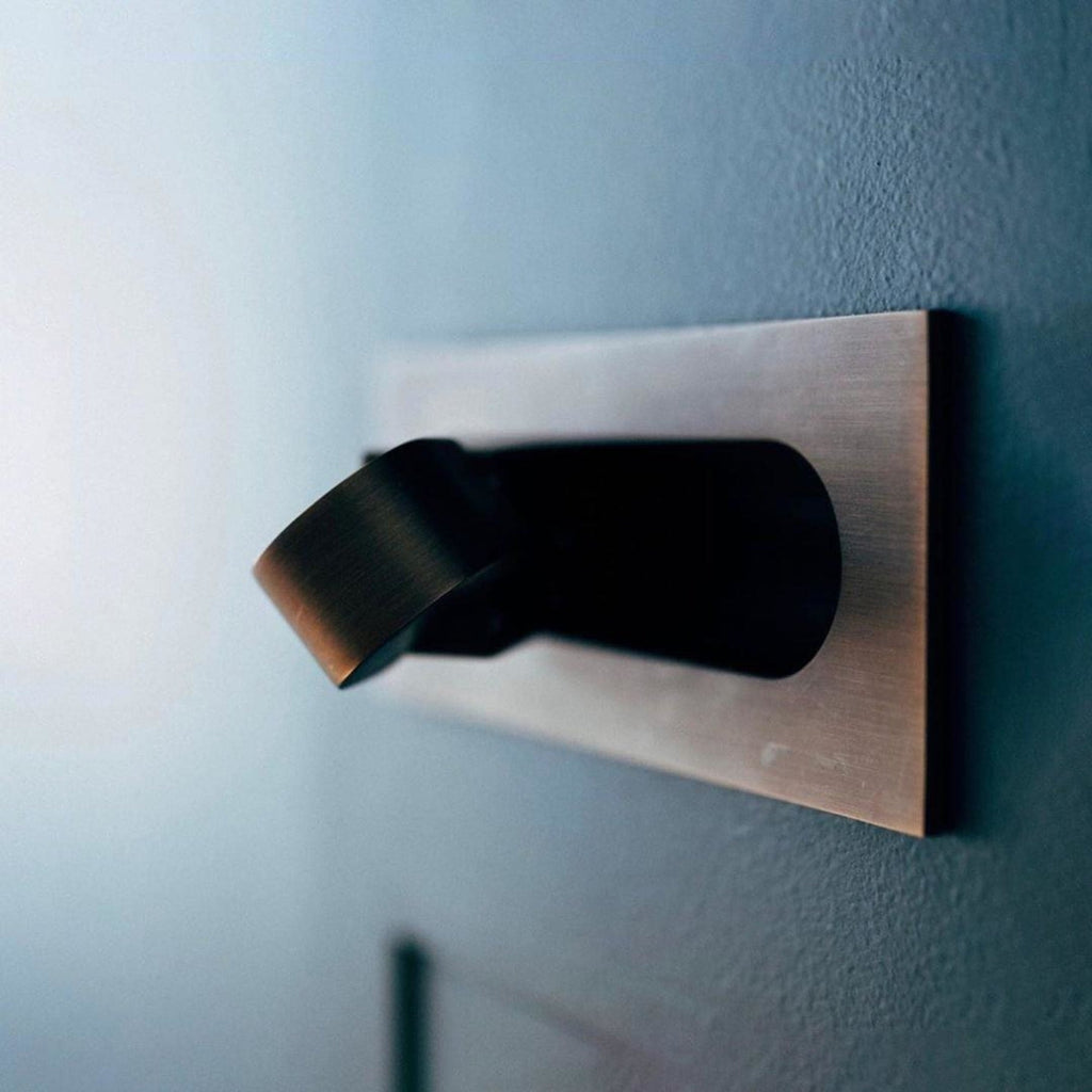 Aluminum LED Reading Wall Light with Adjustable Rotating Head for Bedside