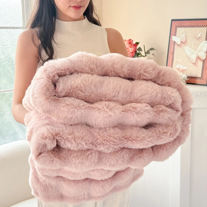 Double Layer Thick Faux Fur Throw Blanket with Bubble Texture for Sofa