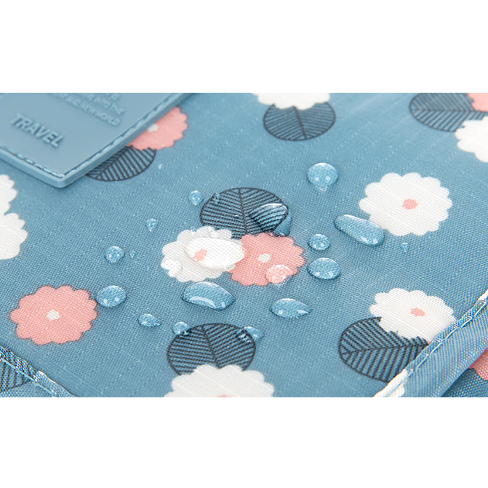 Hanging Travel Toiletry Bag Waterproof Cosmetic Organizer with Hook and Multiple Compartments for Women