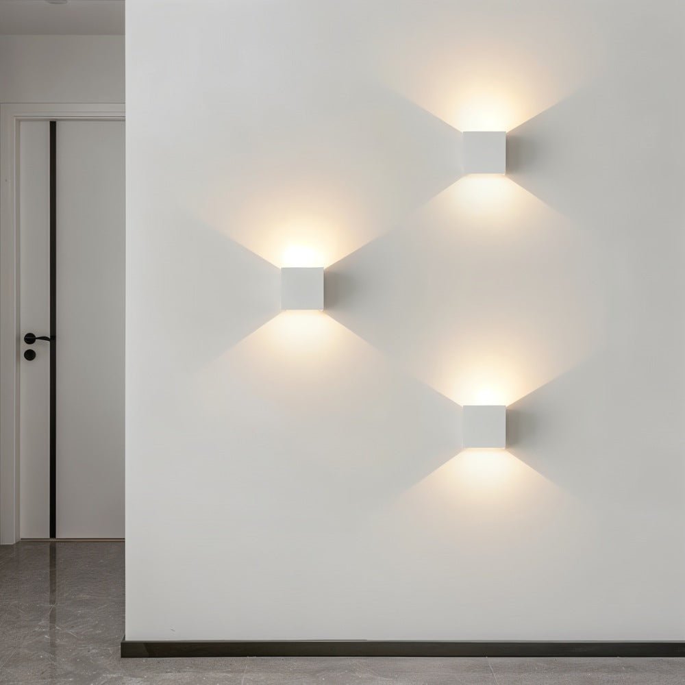 Modern Aluminum Up Down LED Light Wall Sconce