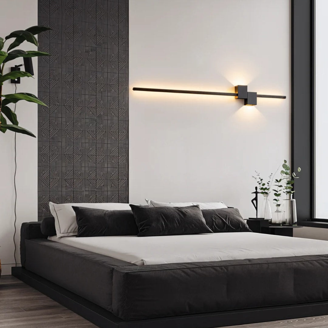 Modern Linear Aluminum LED Wall Sconce with Integrated Light Bar