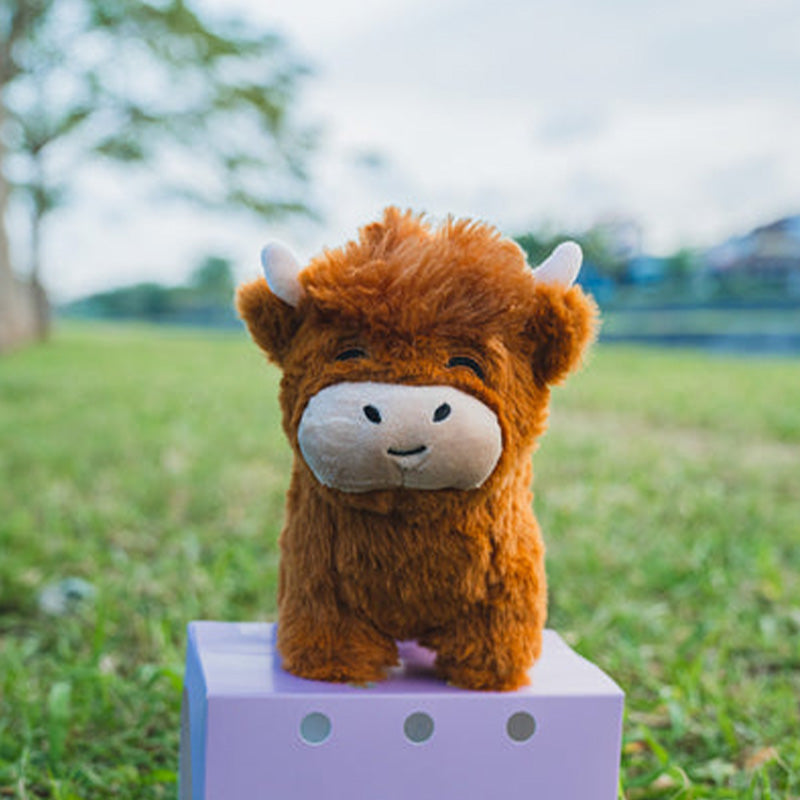 Highland Cow Plush Toy Soft Stuffed Animal Realistic Scottish Cow Cuddly Toy for Kids Gift and Sofa Decor