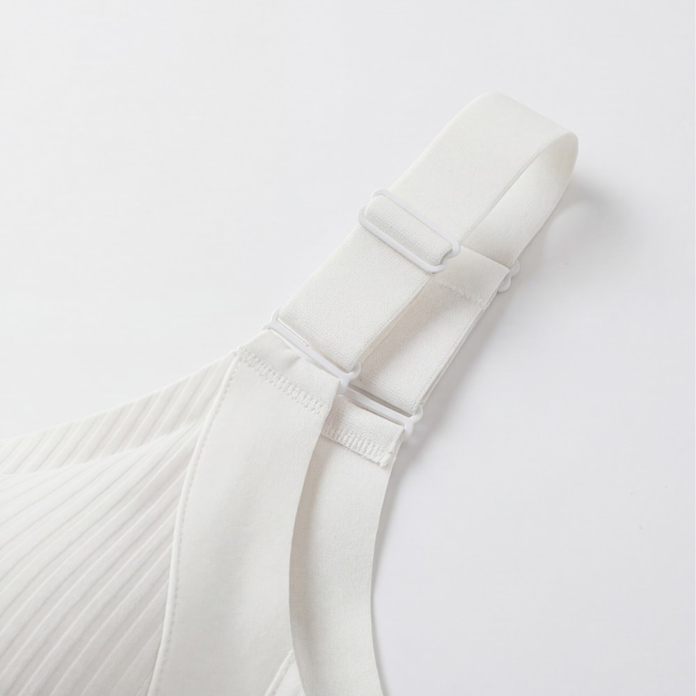 Wireless Full Coverage Bra with Molded Cups and Wide Side Smoothing